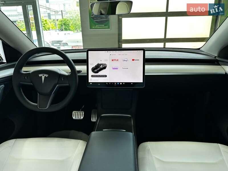Внедорожник / Кроссовер Tesla Model Y 2023 в Киеве