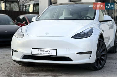 Внедорожник / Кроссовер Tesla Model Y 2024 в 