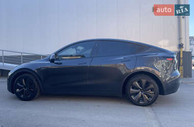Внедорожник / Кроссовер Tesla Model Y 2024 в 