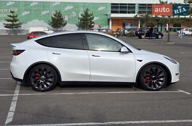 Внедорожник / Кроссовер Tesla Model Y 2020 в 