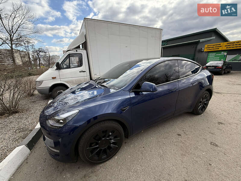 Внедорожник / Кроссовер Tesla Model Y 2022 в Запорожье