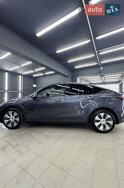 Внедорожник / Кроссовер Tesla Model Y 2023 в 