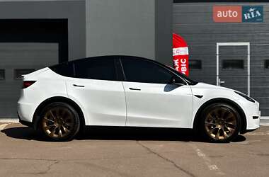 Внедорожник / Кроссовер Tesla Model Y 2023 в 