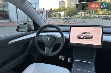 Позашляховик / Кросовер Tesla Model Y 2023 в 