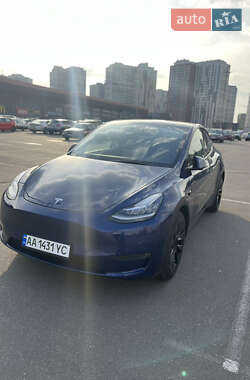 Внедорожник / Кроссовер Tesla Model Y 2021 в 
