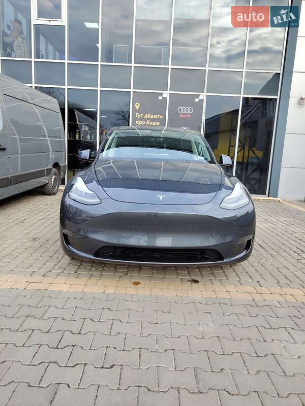 Внедорожник / Кроссовер Tesla Model Y 2022 в Львове