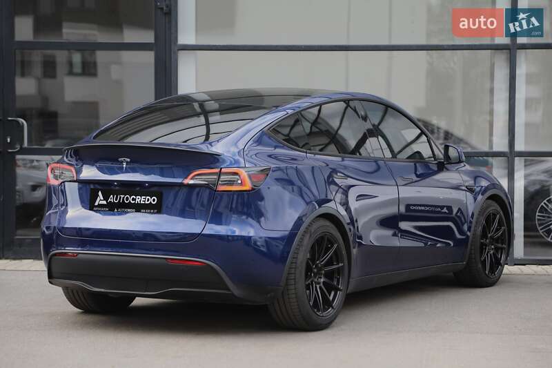 Позашляховик / Кросовер Tesla Model Y 2020 в Харкові
