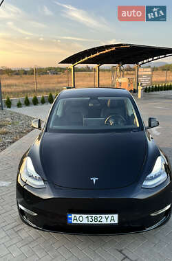 Внедорожник / Кроссовер Tesla Model Y 2020 в 