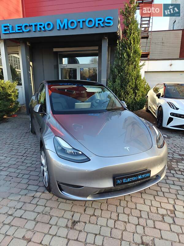 Позашляховик / Кросовер Tesla Model Y 2023 в Львові