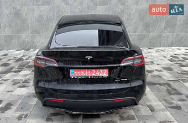 Позашляховик / Кросовер Tesla Model Y 2022 в 