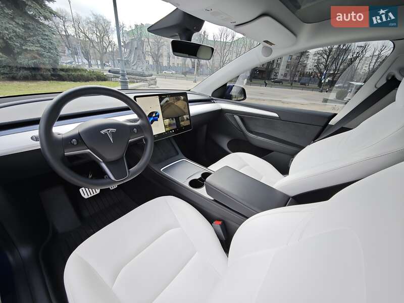Внедорожник / Кроссовер Tesla Model Y 2022 в Черкассах