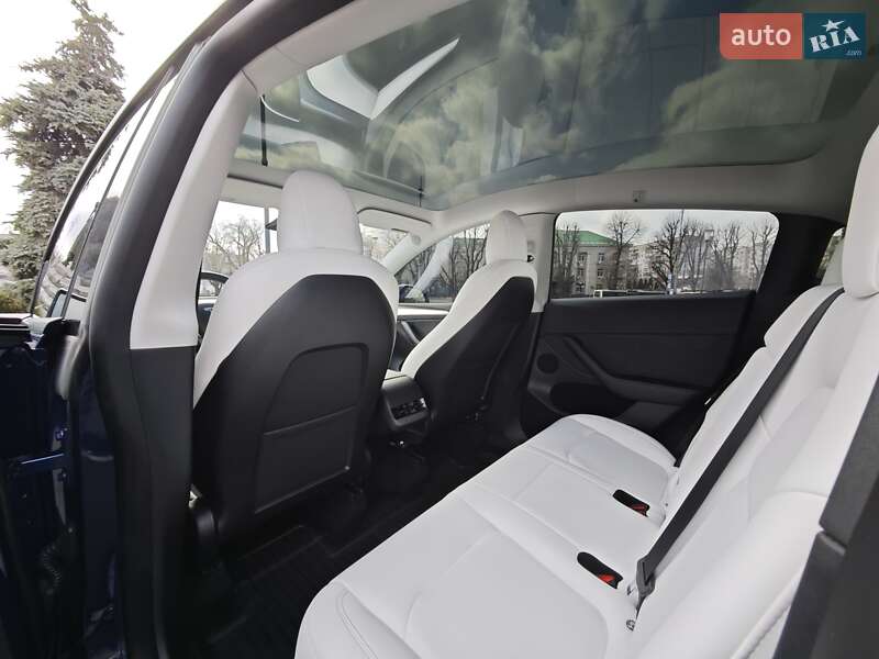 Внедорожник / Кроссовер Tesla Model Y 2022 в Черкассах
