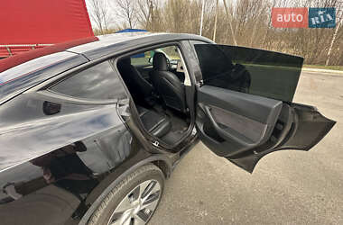 Внедорожник / Кроссовер Tesla Model Y 2022 в 