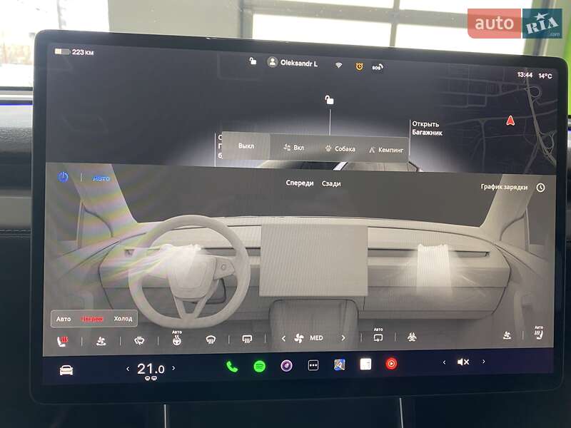 Позашляховик / Кросовер Tesla Model Y 2025 в Києві