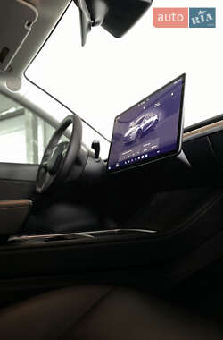 Внедорожник / Кроссовер Tesla Model Y 2022 в 