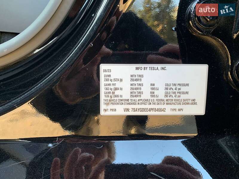 Внедорожник / Кроссовер Tesla Model Y 2023 в Львове