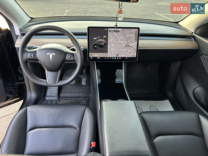 Внедорожник / Кроссовер Tesla Model Y 2020 в Кривом Роге