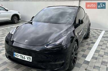 Внедорожник / Кроссовер Tesla Model Y 2021 в 