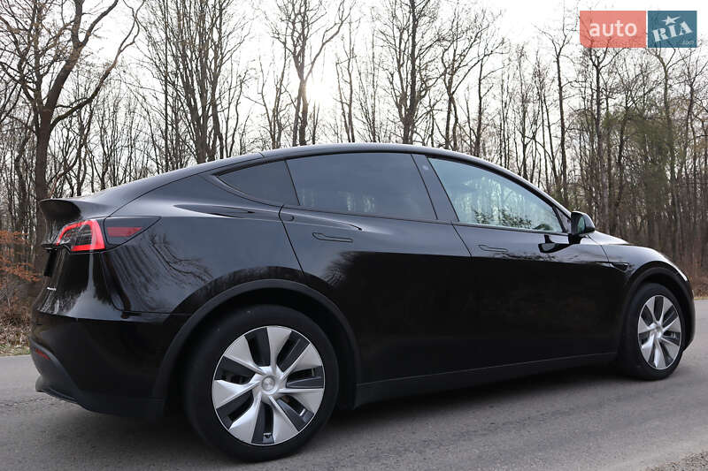 Внедорожник / Кроссовер Tesla Model Y 2021 в Ивано-Франковске