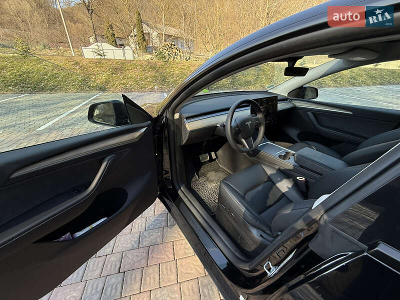 Внедорожник / Кроссовер Tesla Model Y 2023 в Черновцах фото 9 Внедорожник / Кроссовер Tesla Model Y 2023 в Черновцах