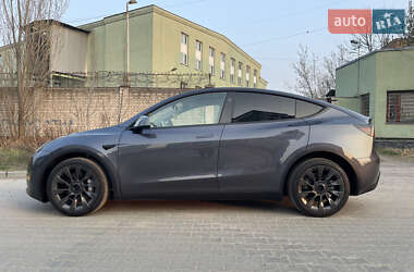 Внедорожник / Кроссовер Tesla Model Y 2023 в 