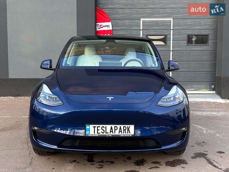Внедорожник / Кроссовер Tesla Model Y 2022 в Киеве