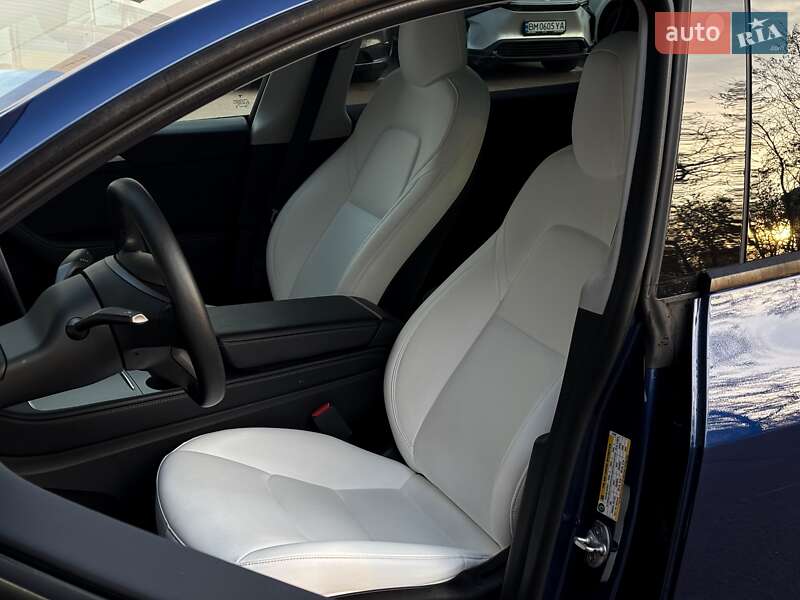 Внедорожник / Кроссовер Tesla Model Y 2022 в Киеве