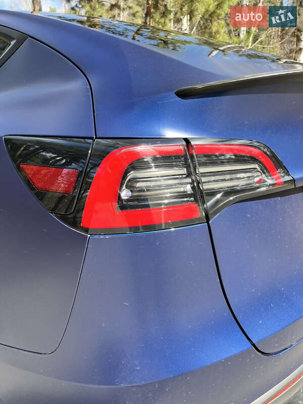 Позашляховик / Кросовер Tesla Model Y 2020 в Києві
