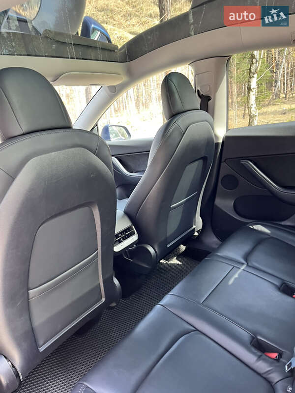 Позашляховик / Кросовер Tesla Model Y 2020 в Києві