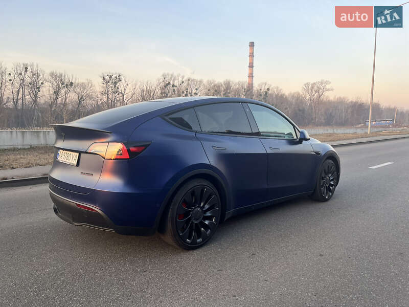 Tesla Model Y 2020