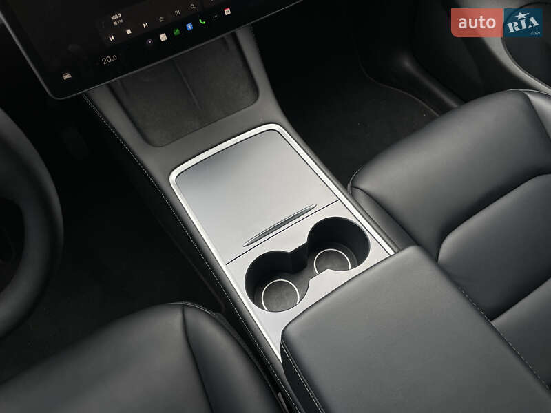 Внедорожник / Кроссовер Tesla Model Y 2022 в Одессе