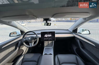 Внедорожник / Кроссовер Tesla Model Y 2023 в 