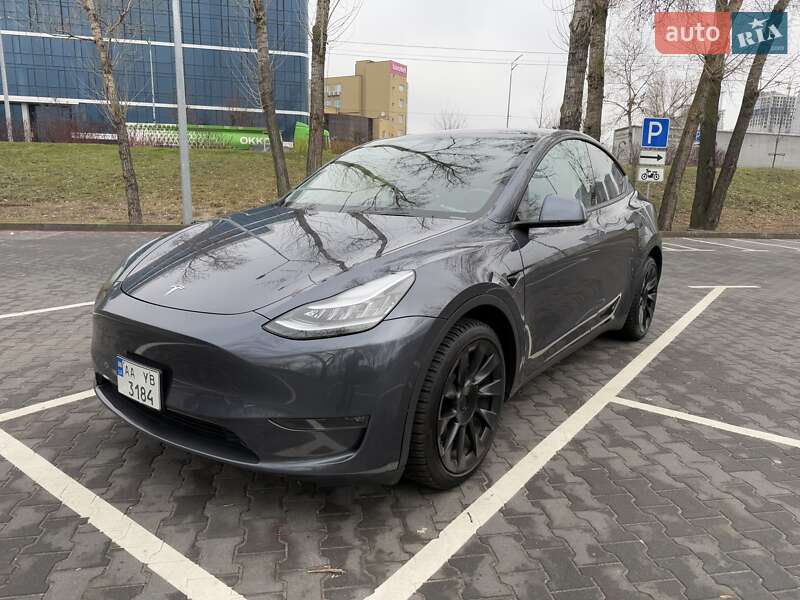Tesla Model Y 2020