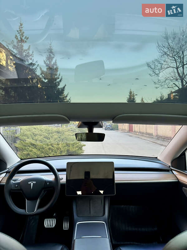 Позашляховик / Кросовер Tesla Model Y 2023 в Києві