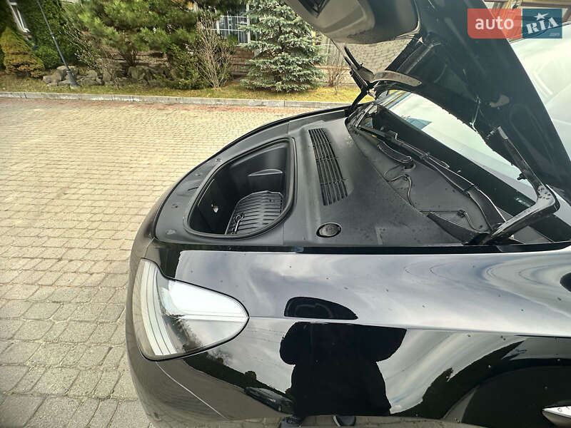 Внедорожник / Кроссовер Tesla Model Y 2022 в Долине