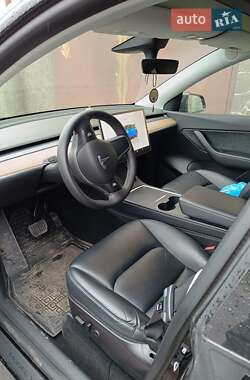 Внедорожник / Кроссовер Tesla Model Y 2022 в 