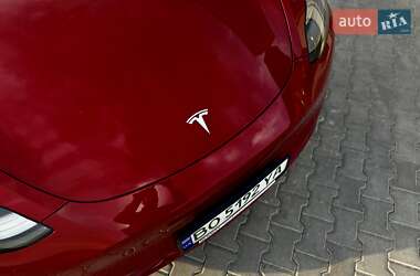 Позашляховик / Кросовер Tesla Model Y 2021 в 