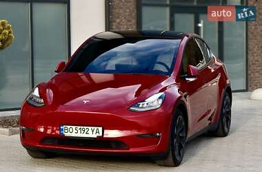 Позашляховик / Кросовер Tesla Model Y 2021 в 