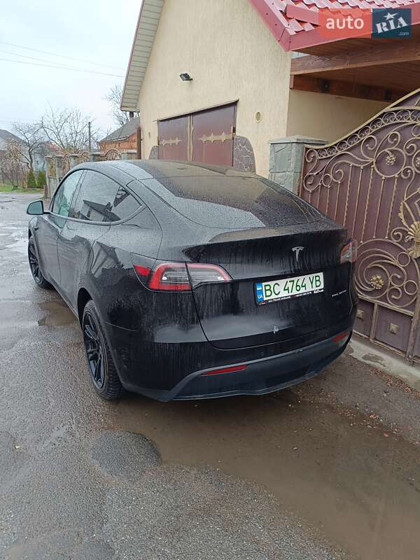 Внедорожник / Кроссовер Tesla Model Y 2022 в Львове