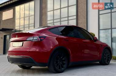 Позашляховик / Кросовер Tesla Model Y 2021 в 