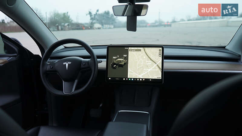 Позашляховик / Кросовер Tesla Model Y 2022 в Чернівцях