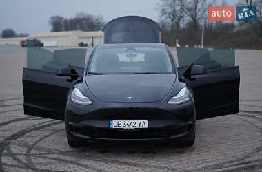 Внедорожник / Кроссовер Tesla Model Y 2022 в 
