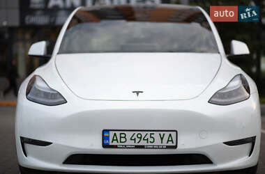 Внедорожник / Кроссовер Tesla Model Y 2021 в 