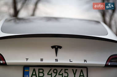 Внедорожник / Кроссовер Tesla Model Y 2021 в 