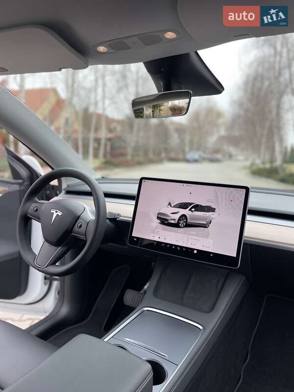 Внедорожник / Кроссовер Tesla Model Y 2023 в Одессе