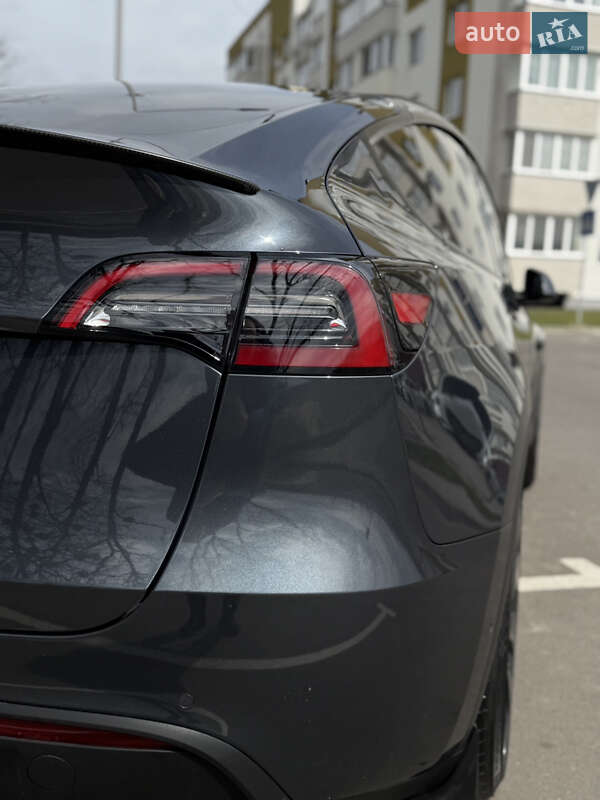 Внедорожник / Кроссовер Tesla Model Y 2021 в Виннице