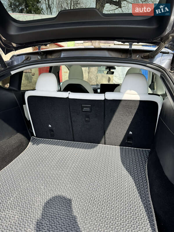 Внедорожник / Кроссовер Tesla Model Y 2020 в Харькове