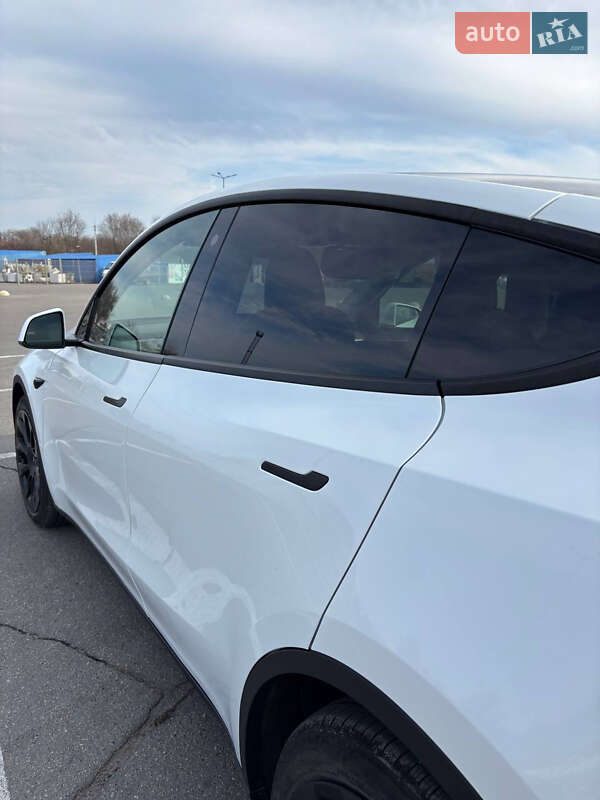 Внедорожник / Кроссовер Tesla Model Y 2023 в Днепре фото 3 Внедорожник / Кроссовер Tesla Model Y 2023 в Днепре