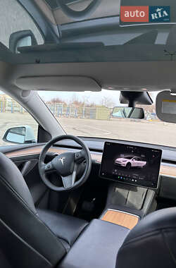 Внедорожник / Кроссовер Tesla Model Y 2023 в 