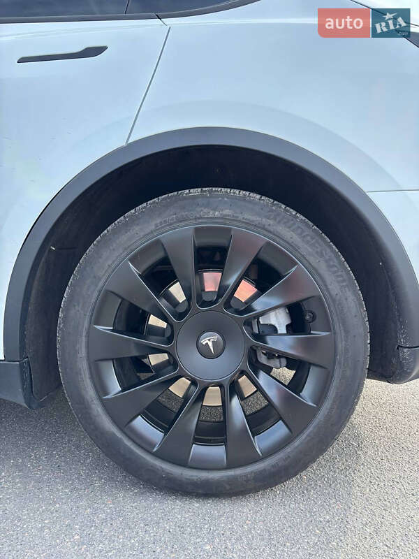 Внедорожник / Кроссовер Tesla Model Y 2023 в Днепре фото 10 Внедорожник / Кроссовер Tesla Model Y 2023 в Днепре